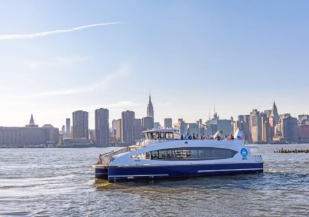 Explore NYC from the Water: The Ultimate Guide to Boats and Ferries