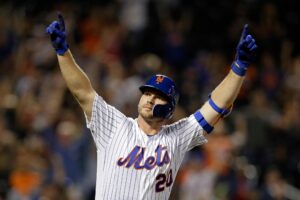 Pete Alonso Smashes 252nd Home Run, Tying Mets Legend Darryl Strawberry’s Record