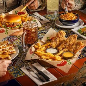 Couple Ties the Knot Over a Triple Dipper at Chili’s in Connecticut