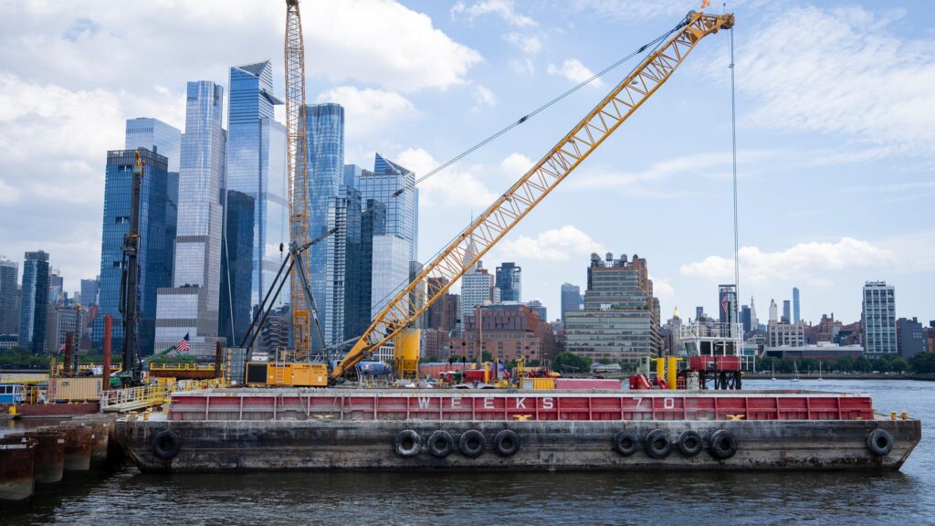 State Democrats Accuse Trump of Retaliatory Freeze on Billions in NYC Transit Funding