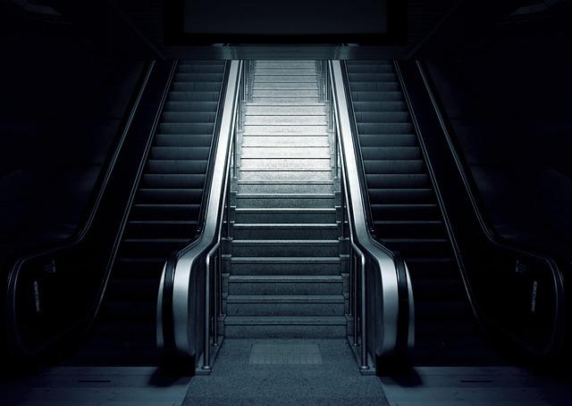 Metro-North Service at New Bronx Stations Faces Uncertain Future for Next Year